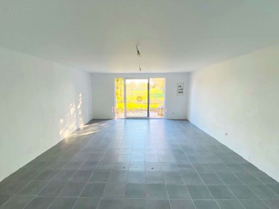 Maison 140 m² à Ribaute-Les-Tavernes  - photo 4