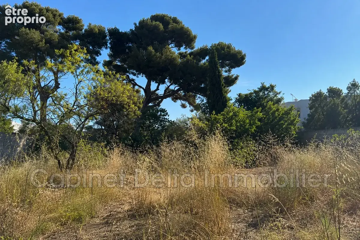 Terrain à TOULON