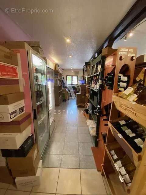 VENTE FOND DE COMMERCE Cave à vins, Spiritueux et Epicerie fine - photo 3