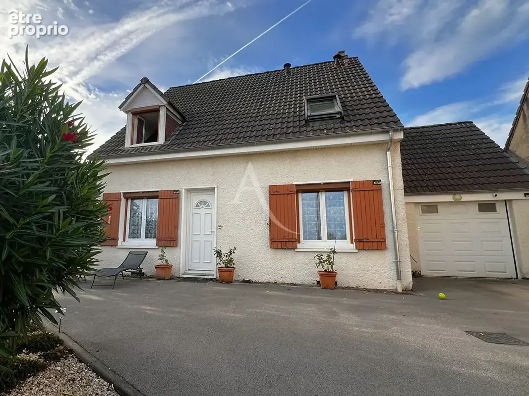 Photo Maison à Lux au prix de 185 000€