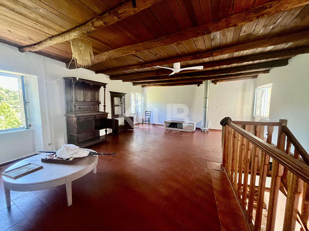 Maison de caractère Pietracorbara 7 pièce(s) 149 m2 - photo 7