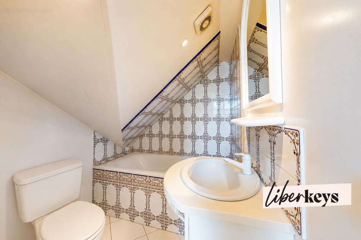 Maison de caractère 200m² avec jardin, sous-sol et garage à LIvry-Gargan (93190) - photo 9