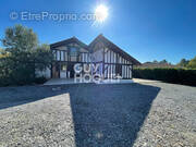 Maison à PARENTIS-EN-BORN