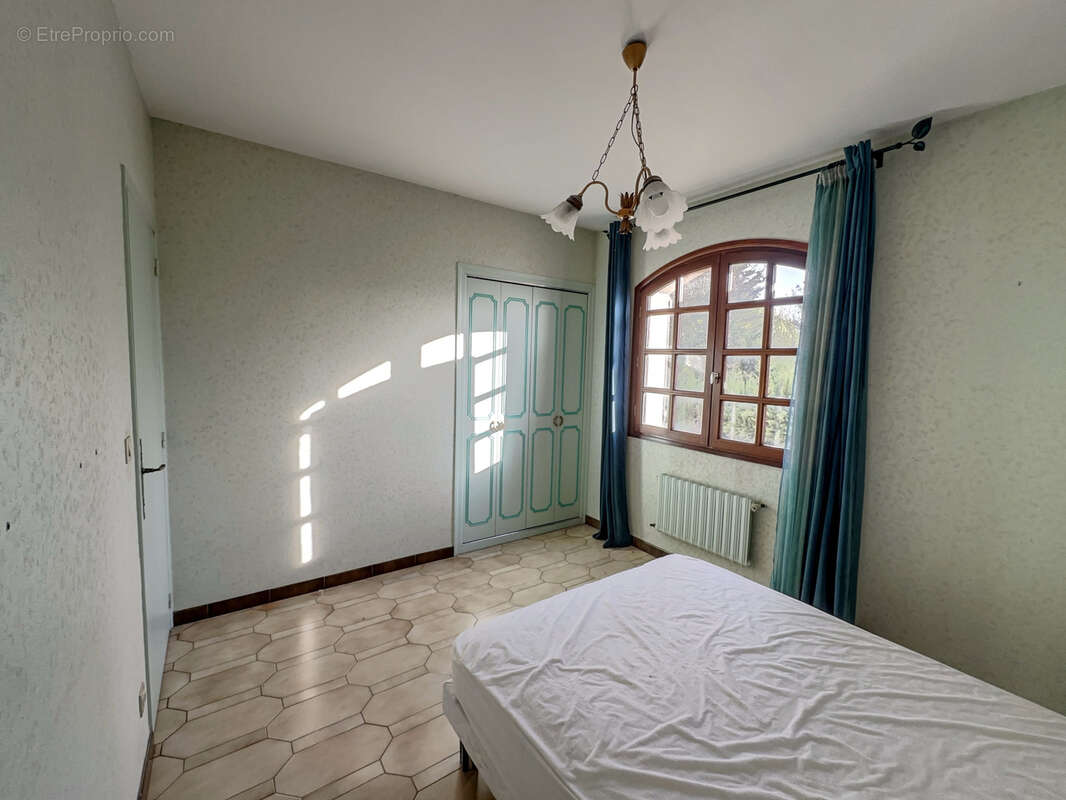 Maison à SAINT-JEAN-DE-VEDAS