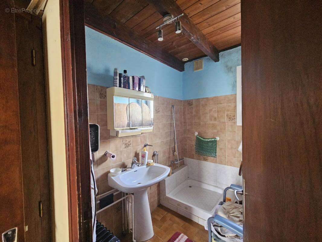 Maison à VERGT-DE-BIRON