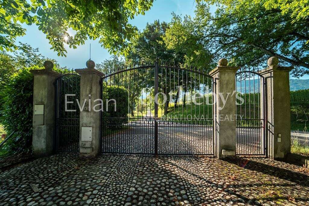 Château aux portes de genève - photo 3