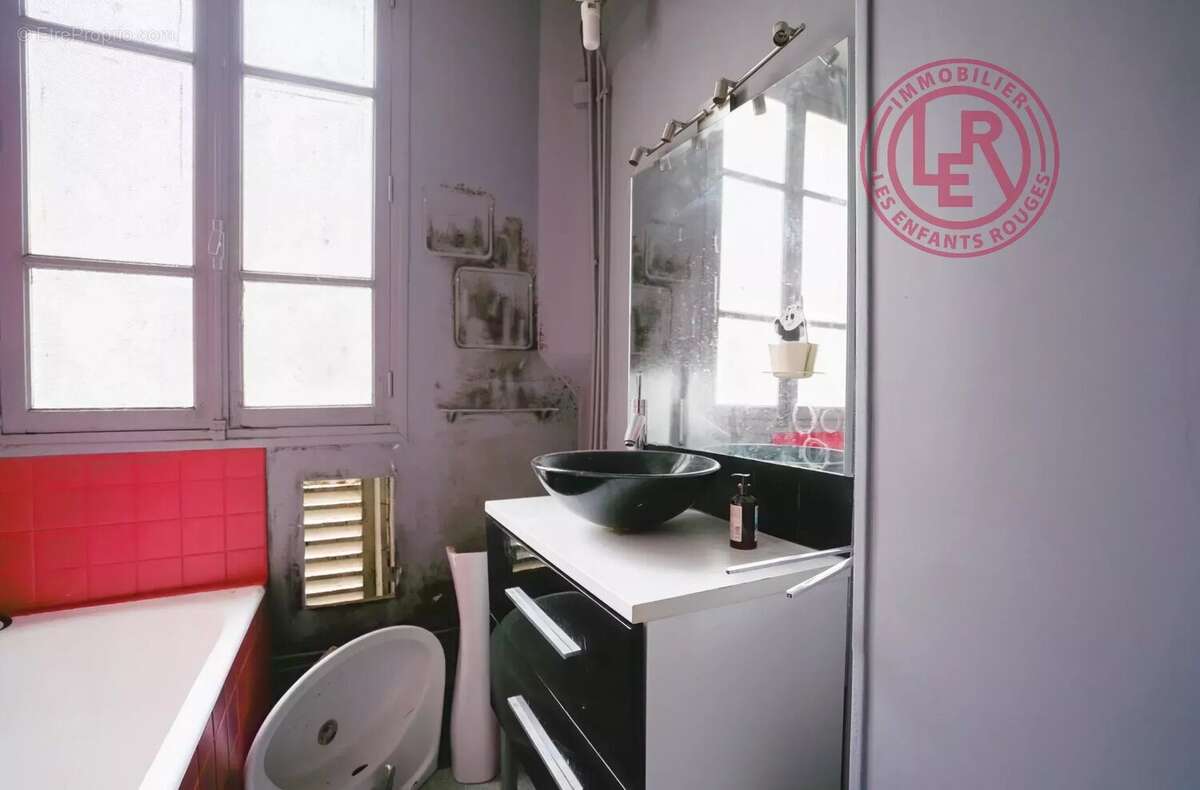 Appartement à PARIS-10E