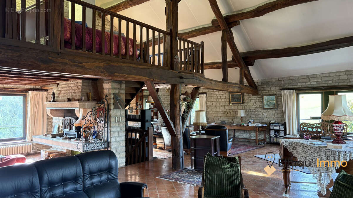 Maison à GILLANCOURT