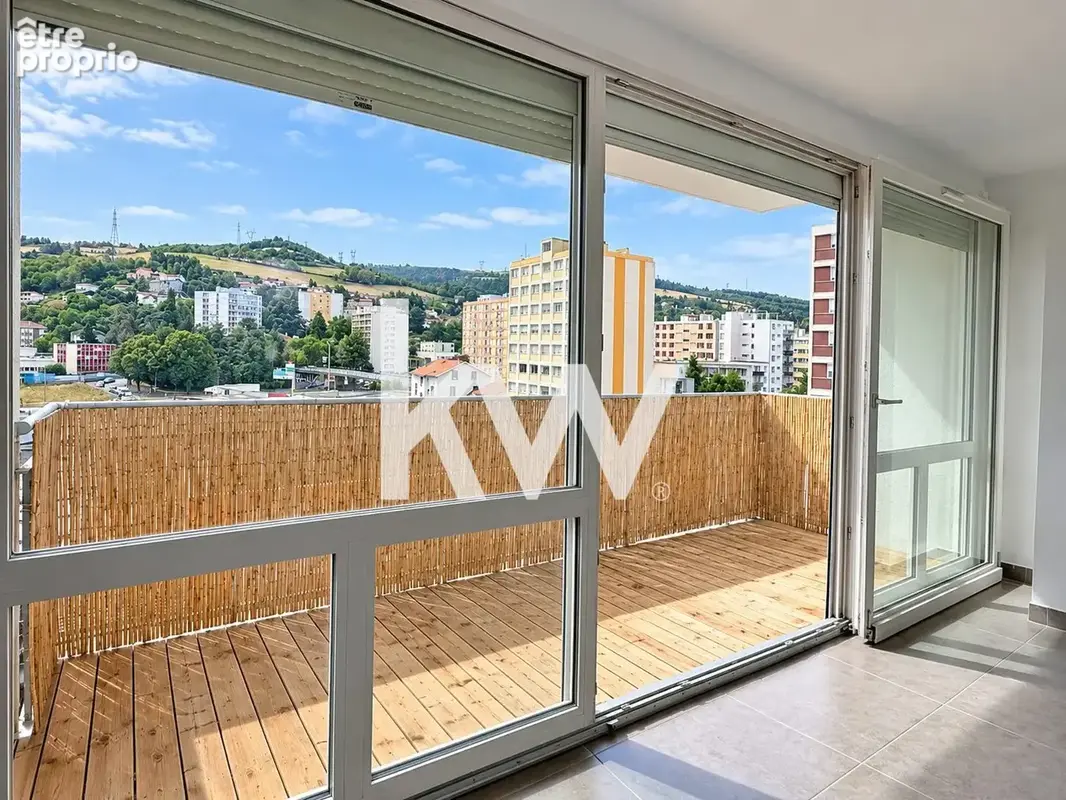 Appartement 3 pièces 67 m² à vendre à Saint-Etienne (42100) - photo 2