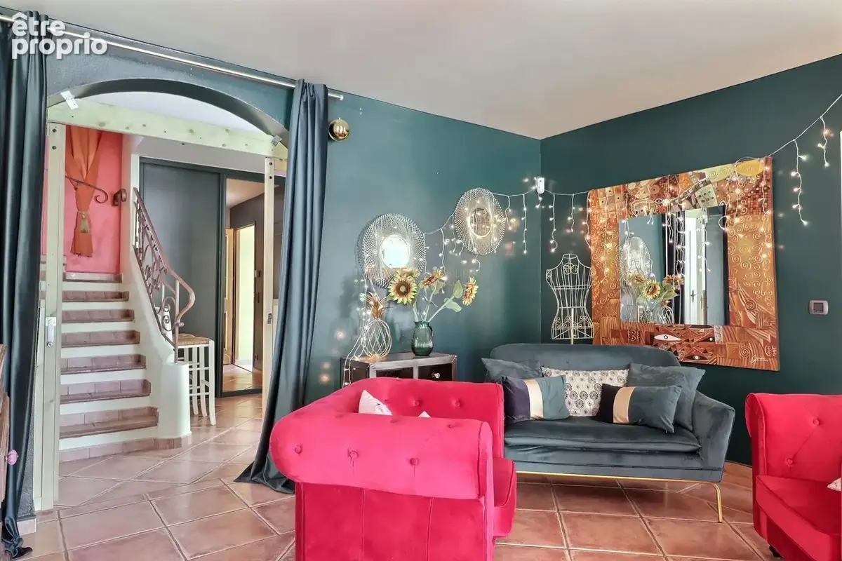 Maison 9 pièces 334 m² à vendre à Rousset (13790) - photo 9