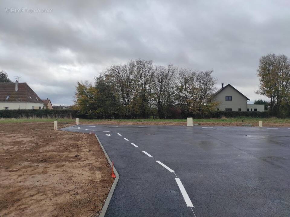 Terrain à LE NEUBOURG