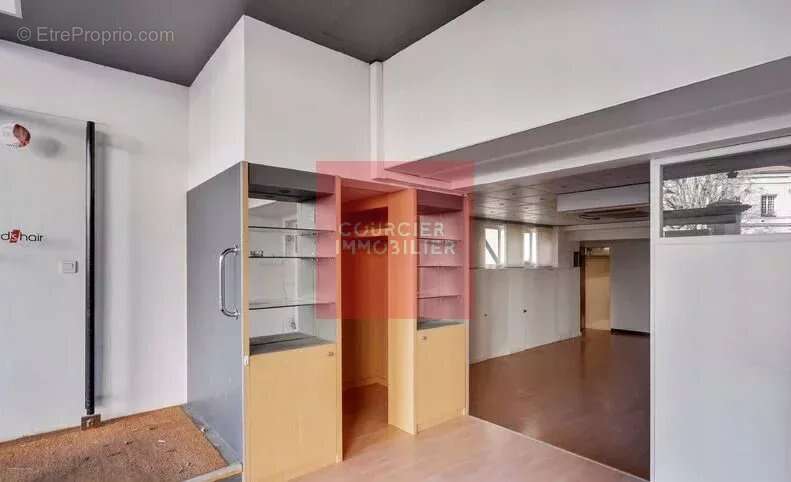 Commerce à SAINT-CLOUD