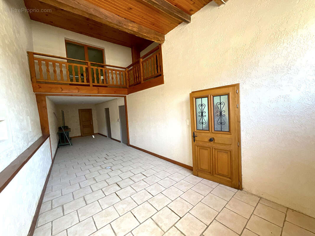 Maison à MELINCOURT