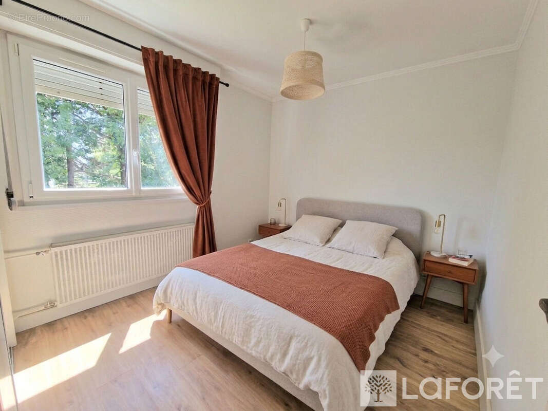 Appartement La Mulatiere 4 pièce(s) 73 m2 - photo 4