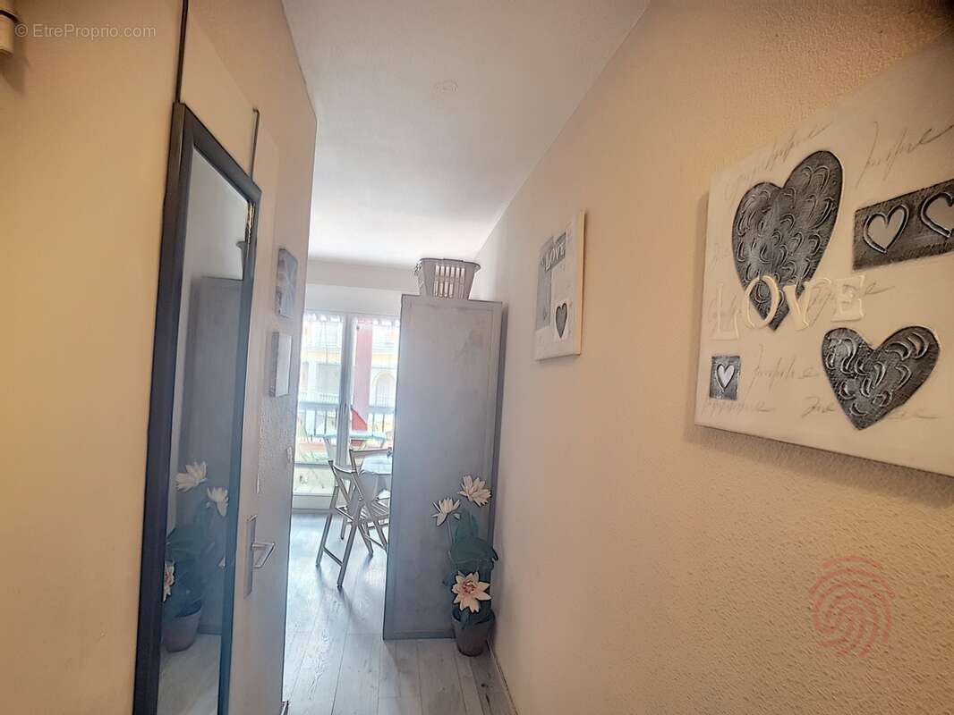 Appartement à LAMALOU-LES-BAINS