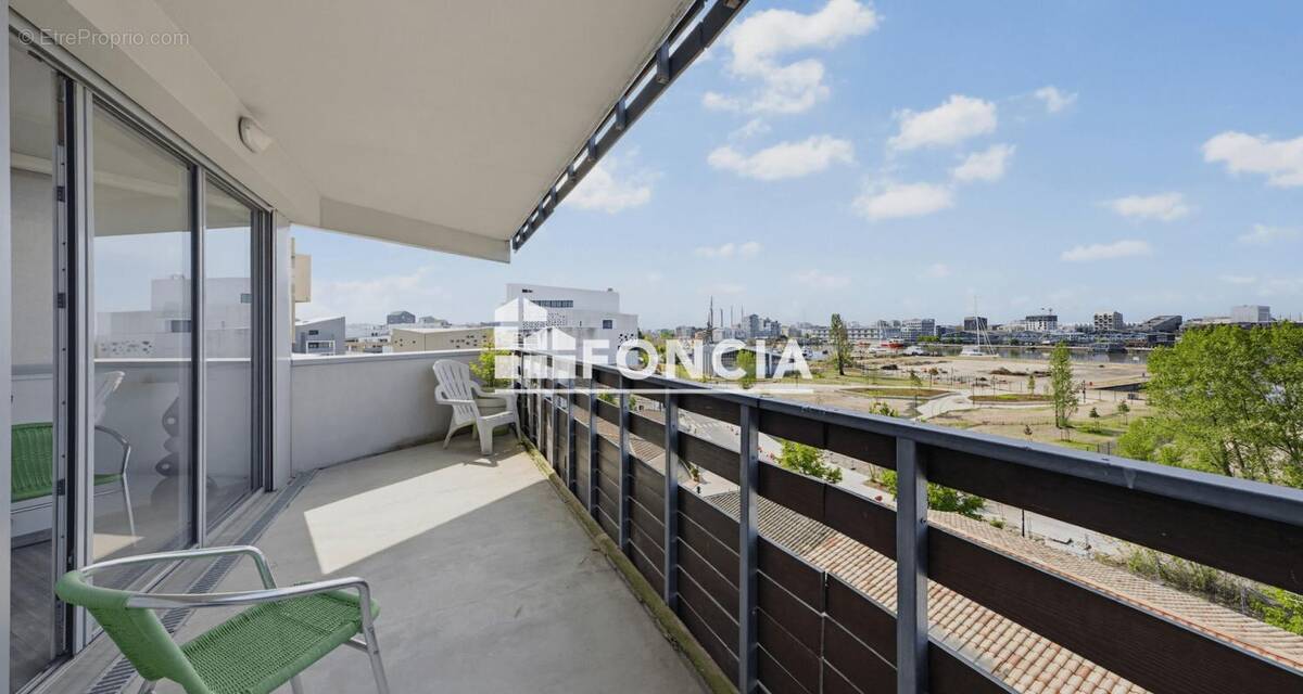 Appartement à BORDEAUX