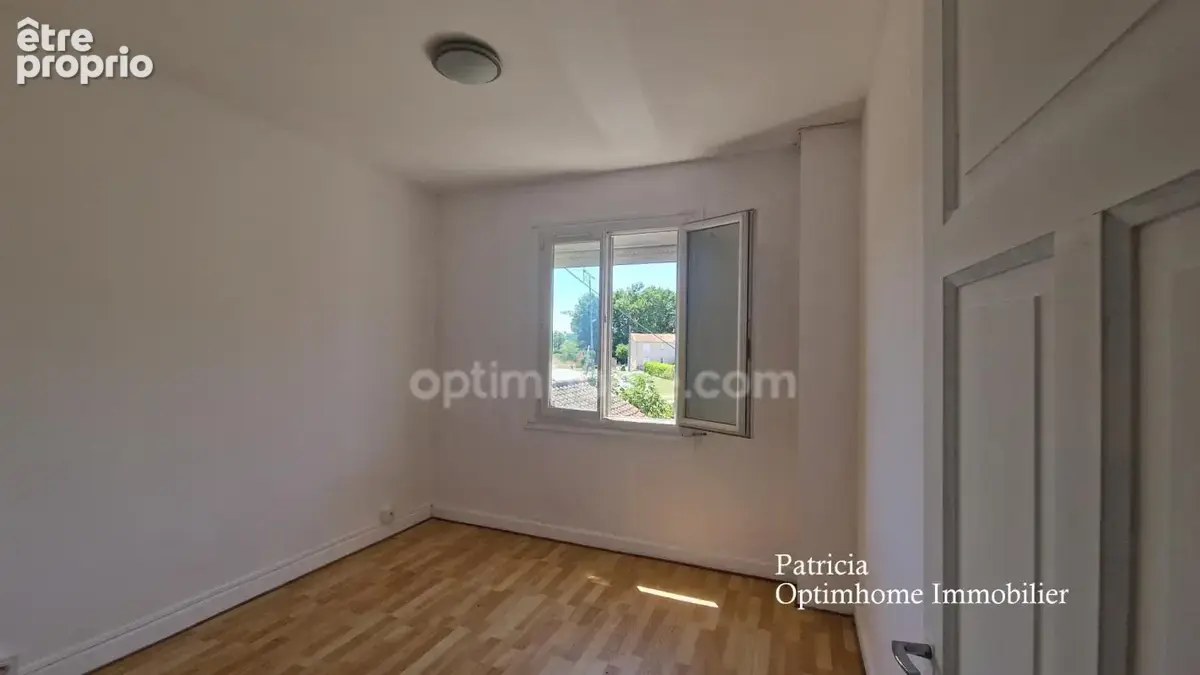 Maison à vendre 10 pièces PINEUILH (33) - photo 3