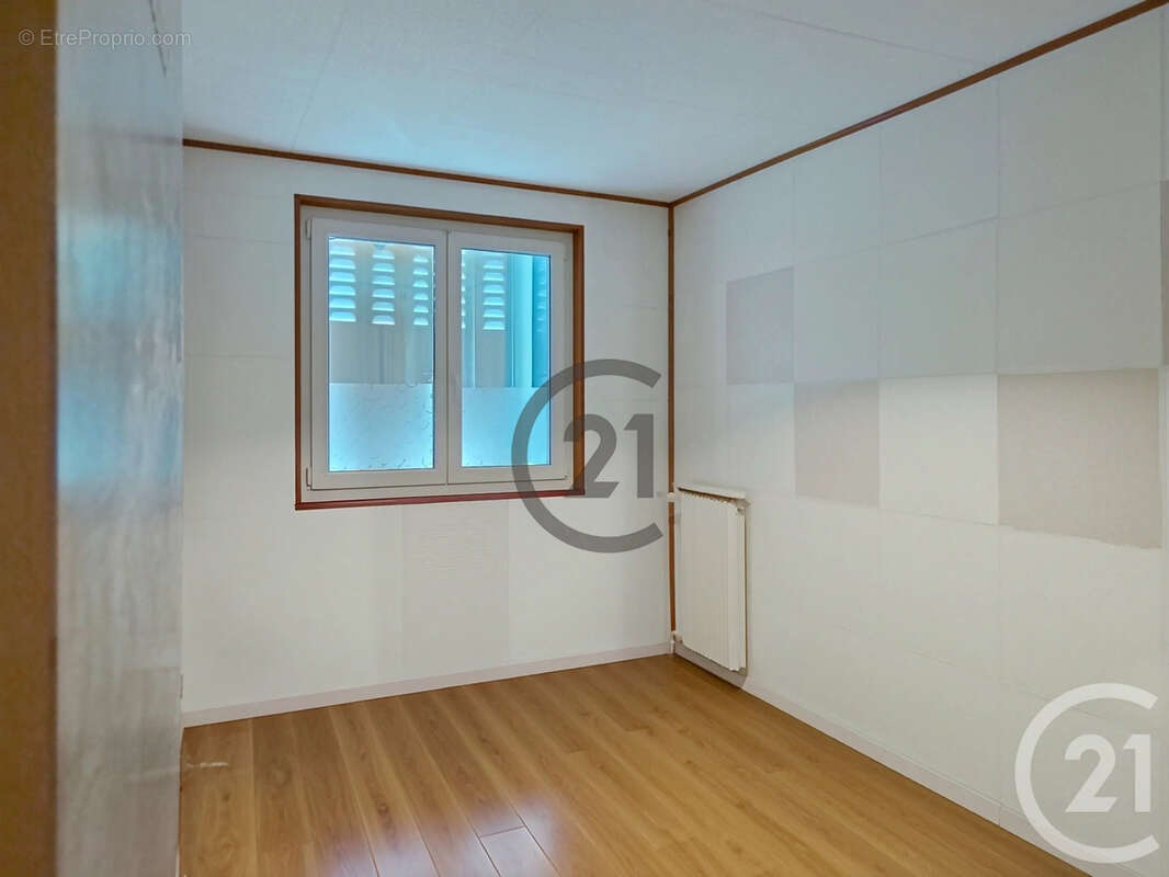 Appartement 83 m² à Auxerre  - photo 8