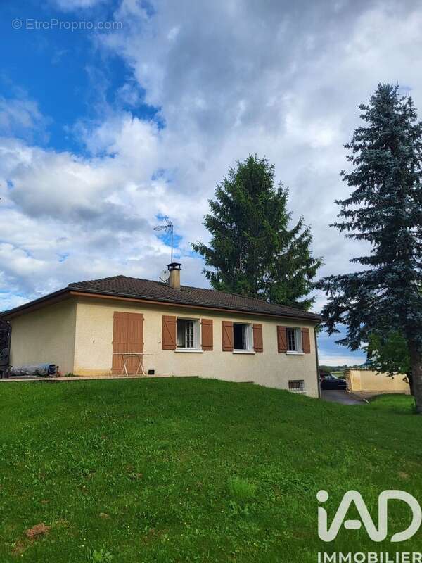 Maison 95 m² à Briord  - photo 4