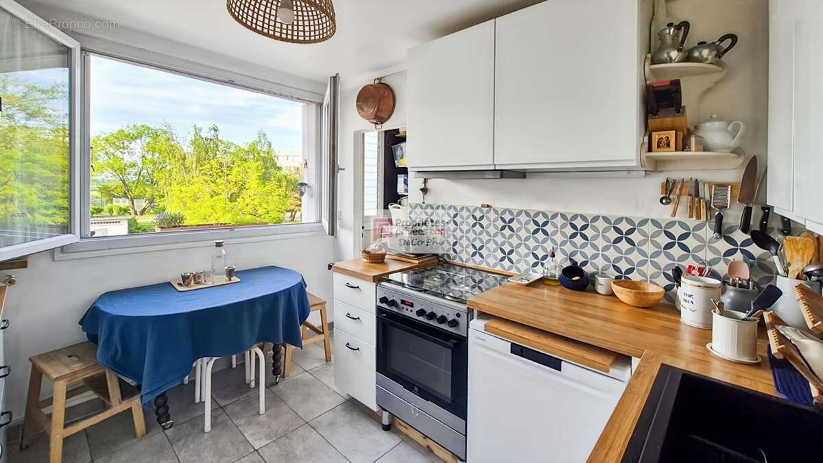 Appartement à SAINT-CYR-L'ECOLE
