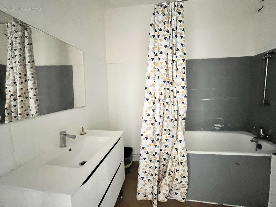 Appartement à MARSEILLE-10E