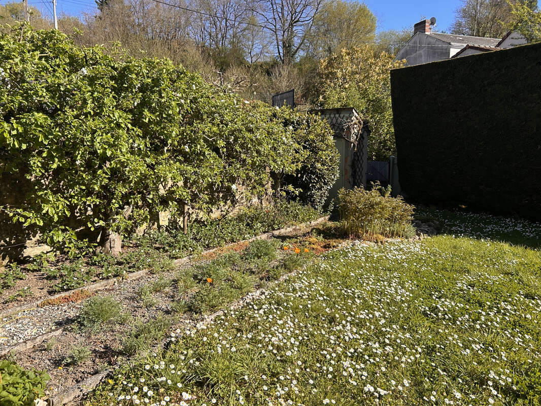 Maison à SAINT-MARCEL