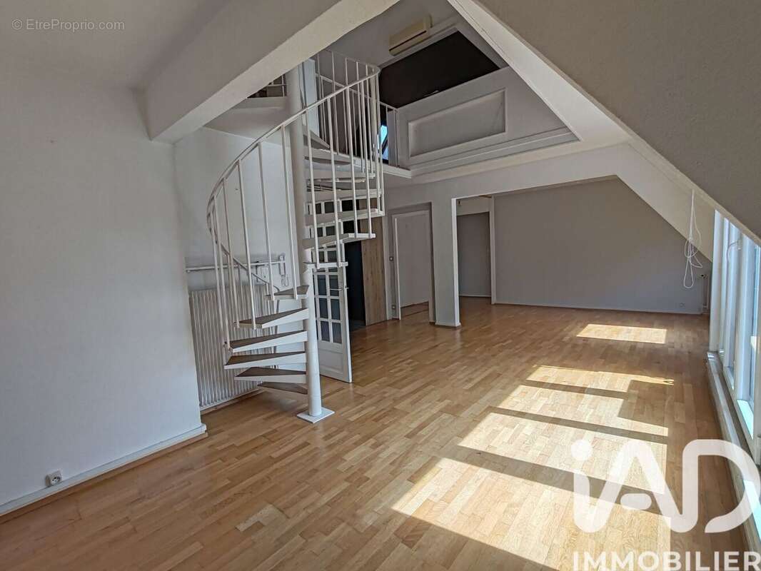Photo 7 - Appartement à AUXERRE