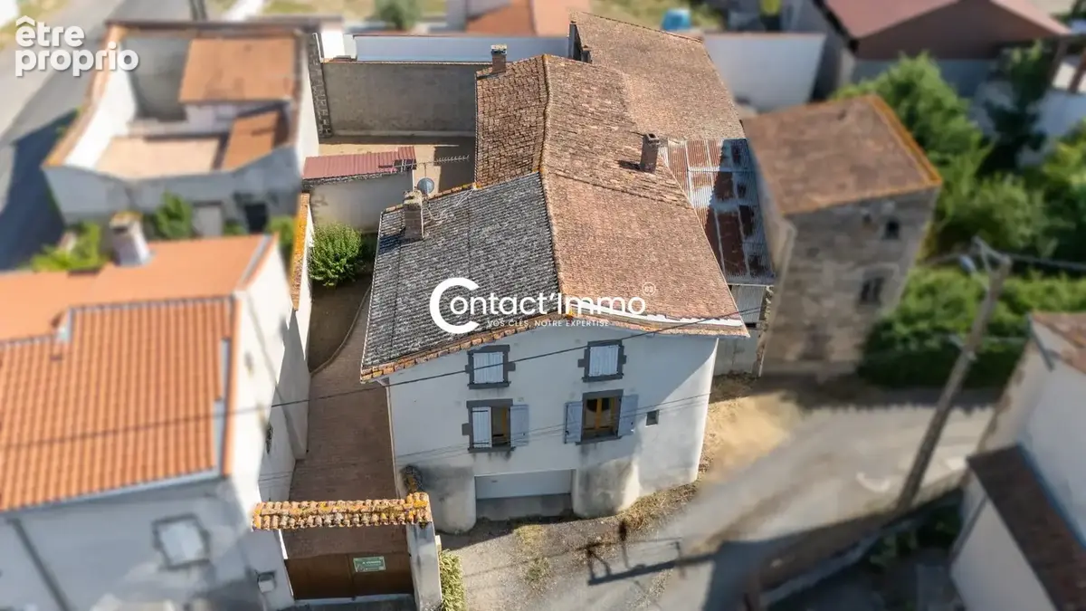 Maison à MOISSAT