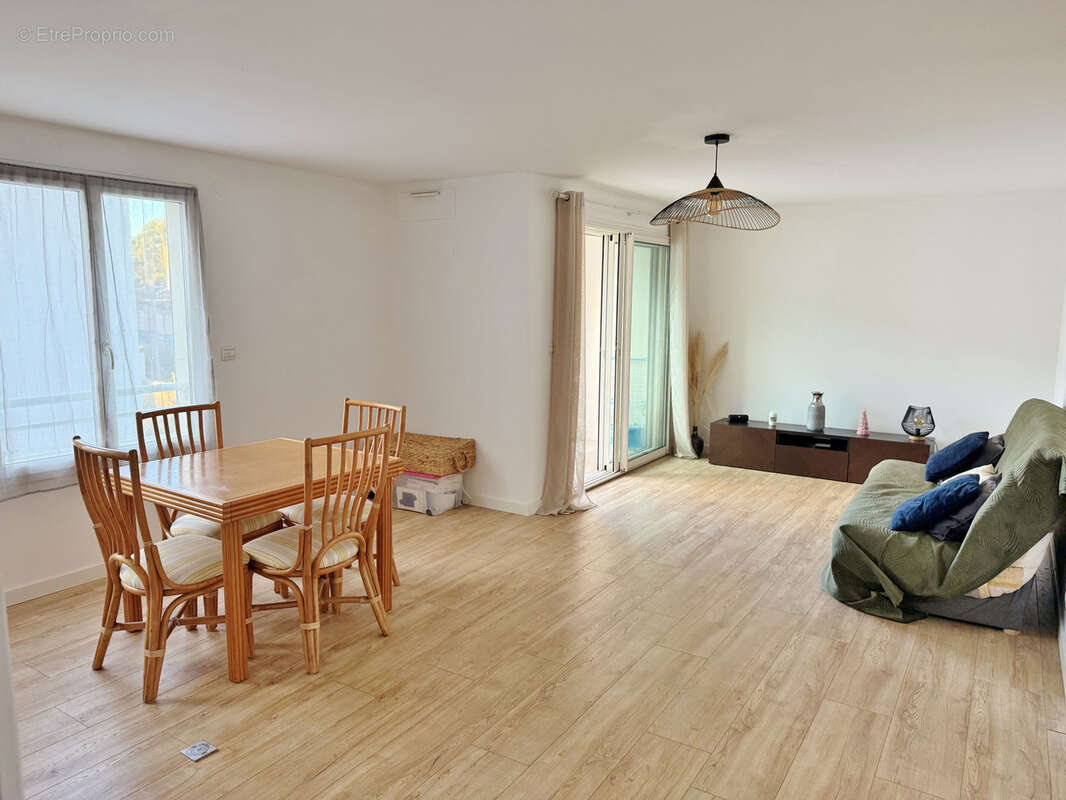 Appartement à SAINT-RAPHAEL