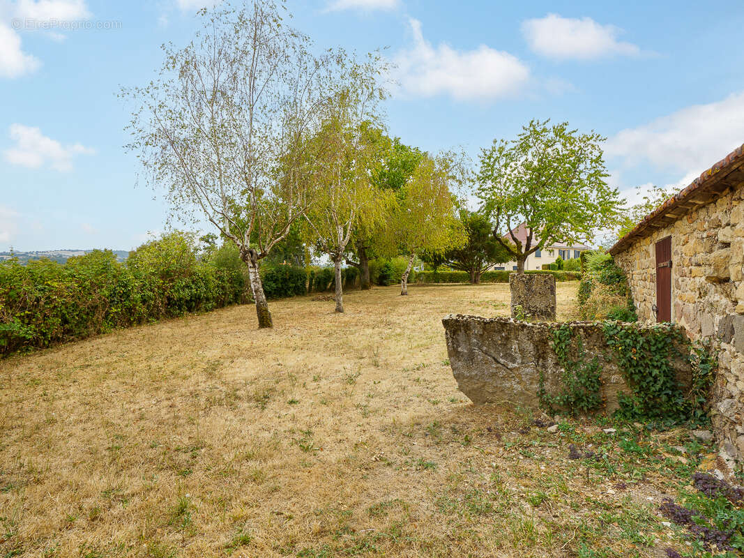 Maison de campagne Joncy 4 pièces 86 m2 + dépendances - photo 15