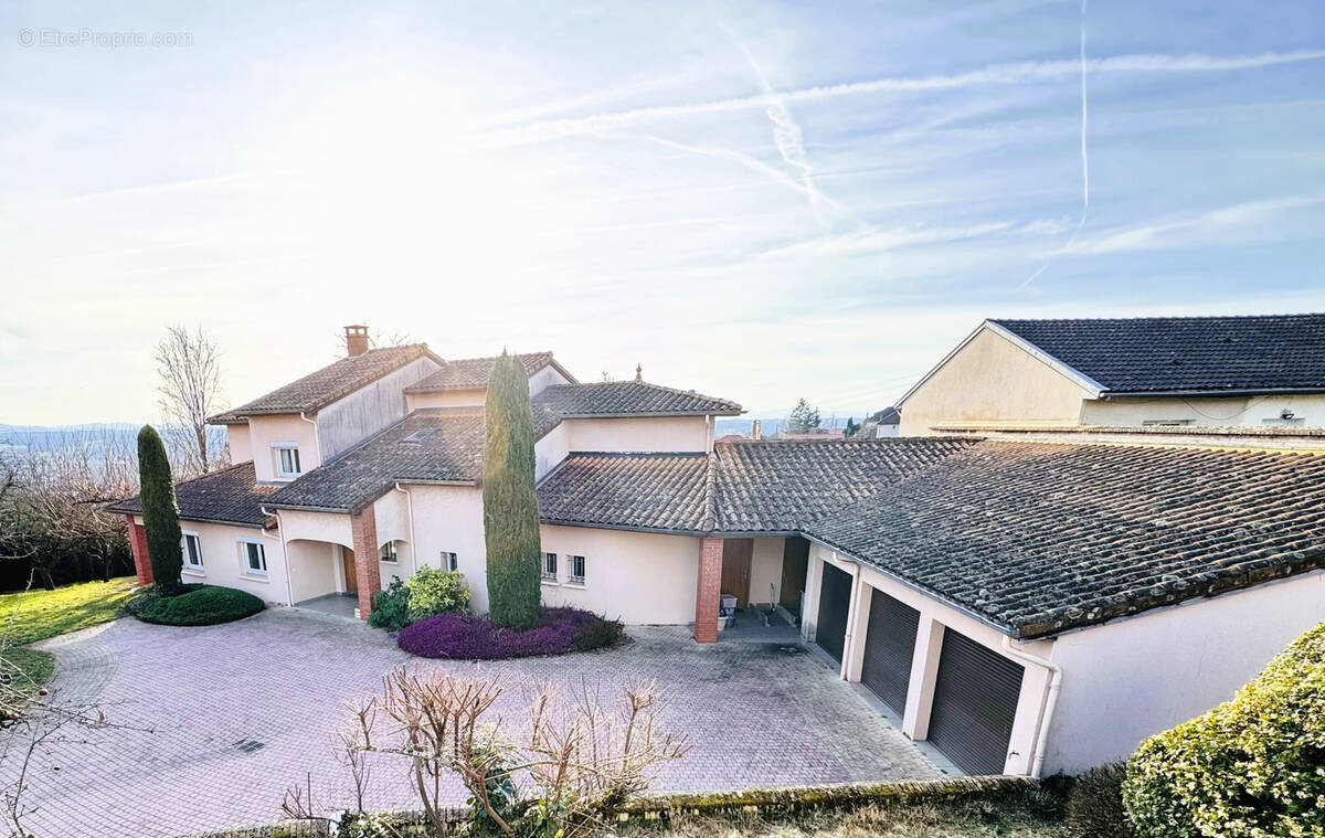 Maison à THIERS