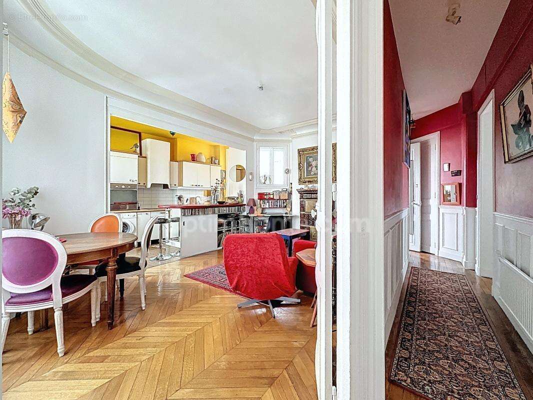 Sentier - Bonne Nouvelle : Appartement 4 pièces calme et lumineux en étage élevé, avec balcons - photo 11