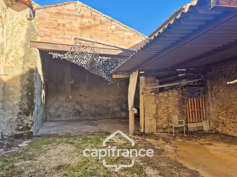 Maison à MONTFAUCON