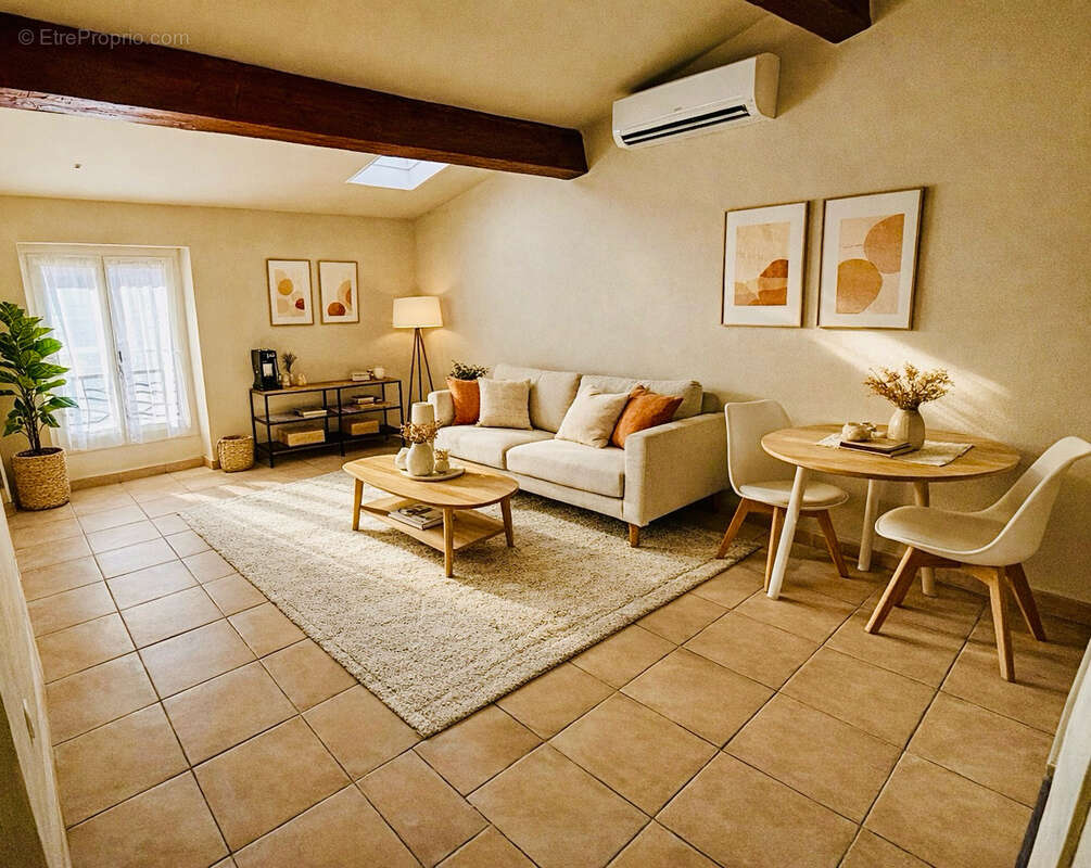 Appartement à COGOLIN