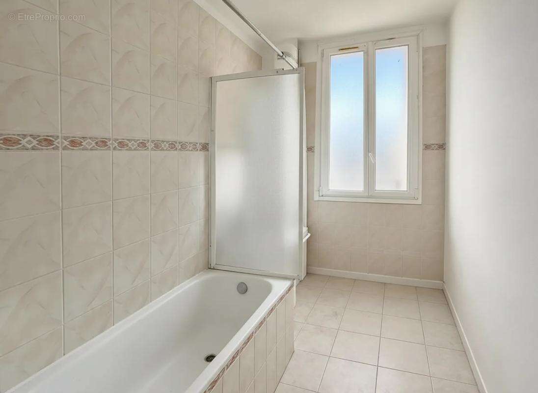 Appartement à COLOMBES