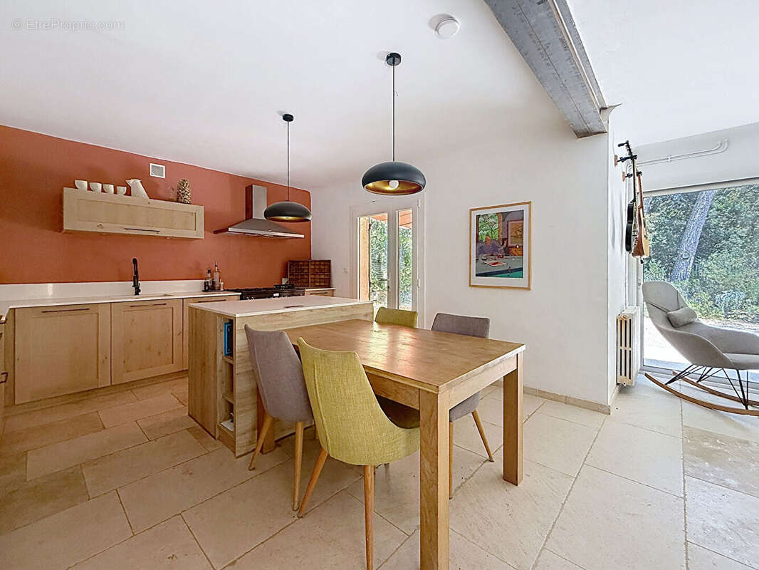 Maison à LOURMARIN