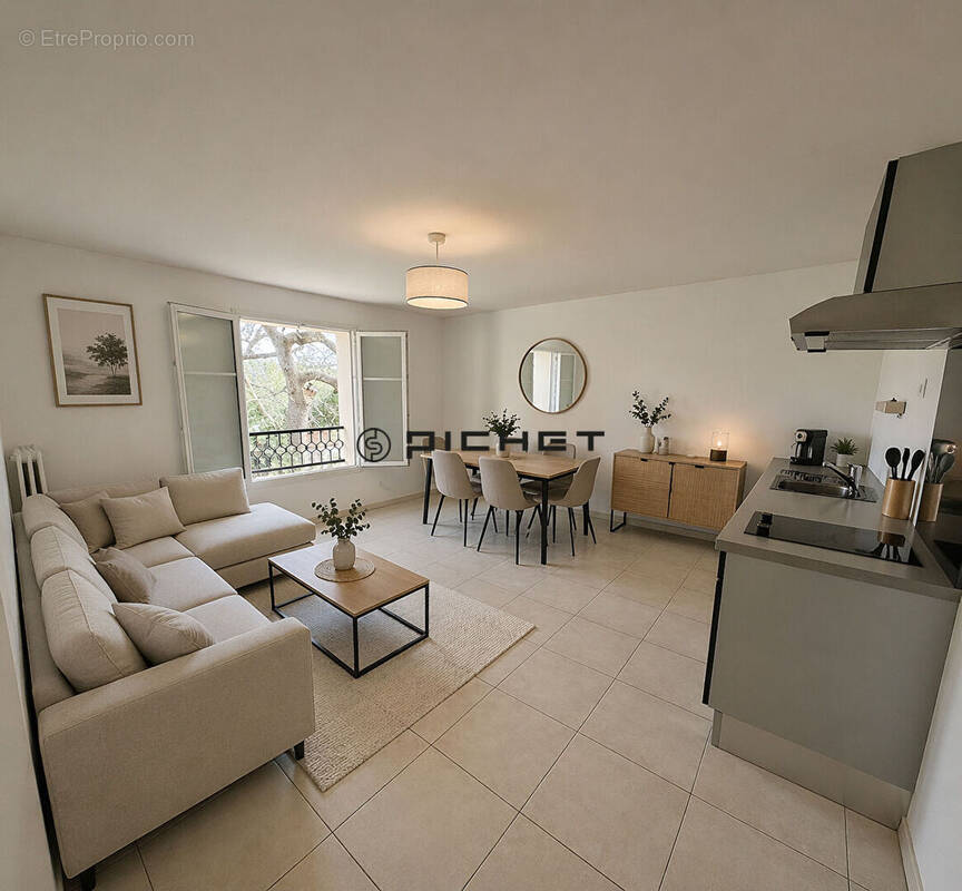 Appartement à VILLENAVE-D'ORNON
