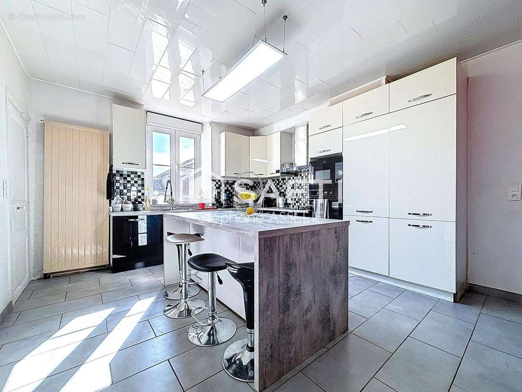 Photo 2 - Maison à LA CHAPELLE-LA-REINE