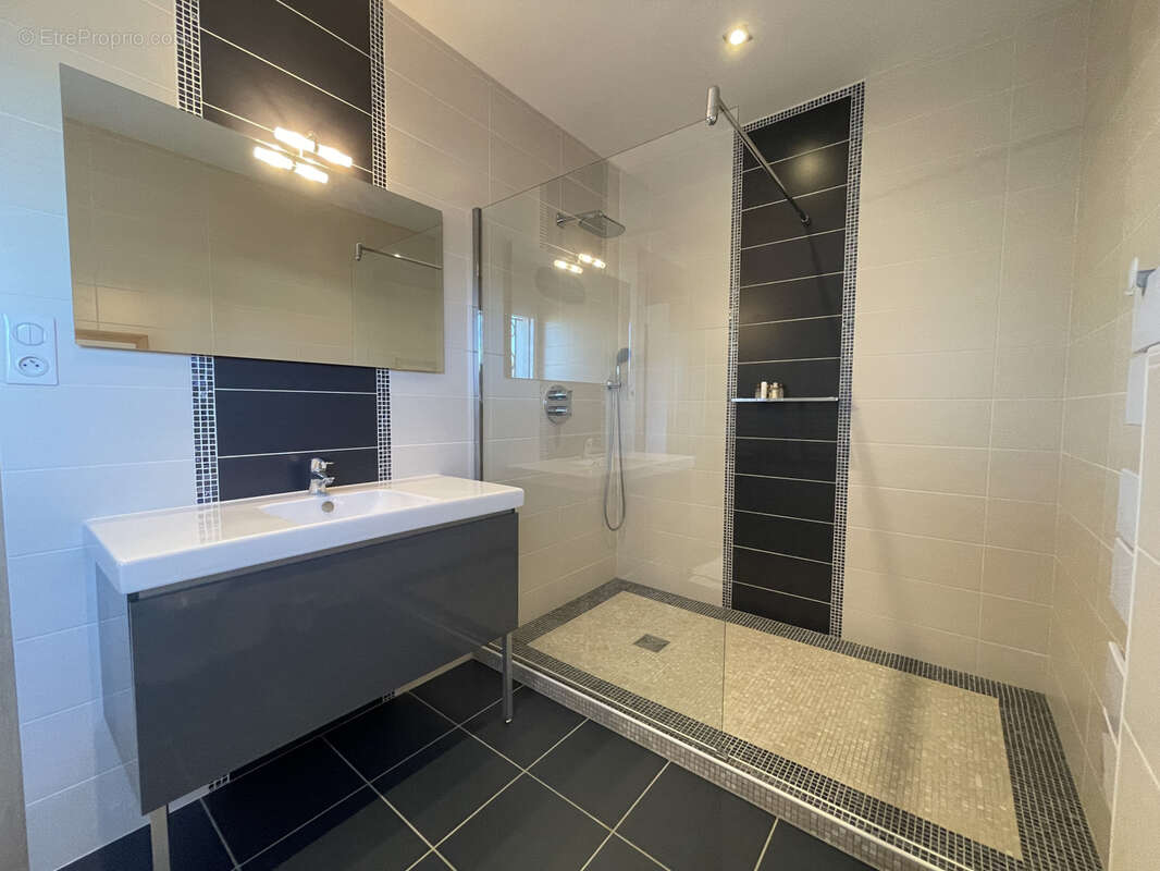 Maison à COLOMBIERS