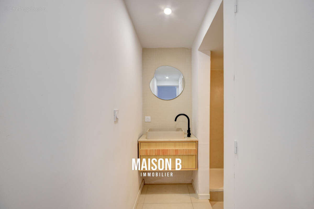 Appartement à MARSEILLE-8E
