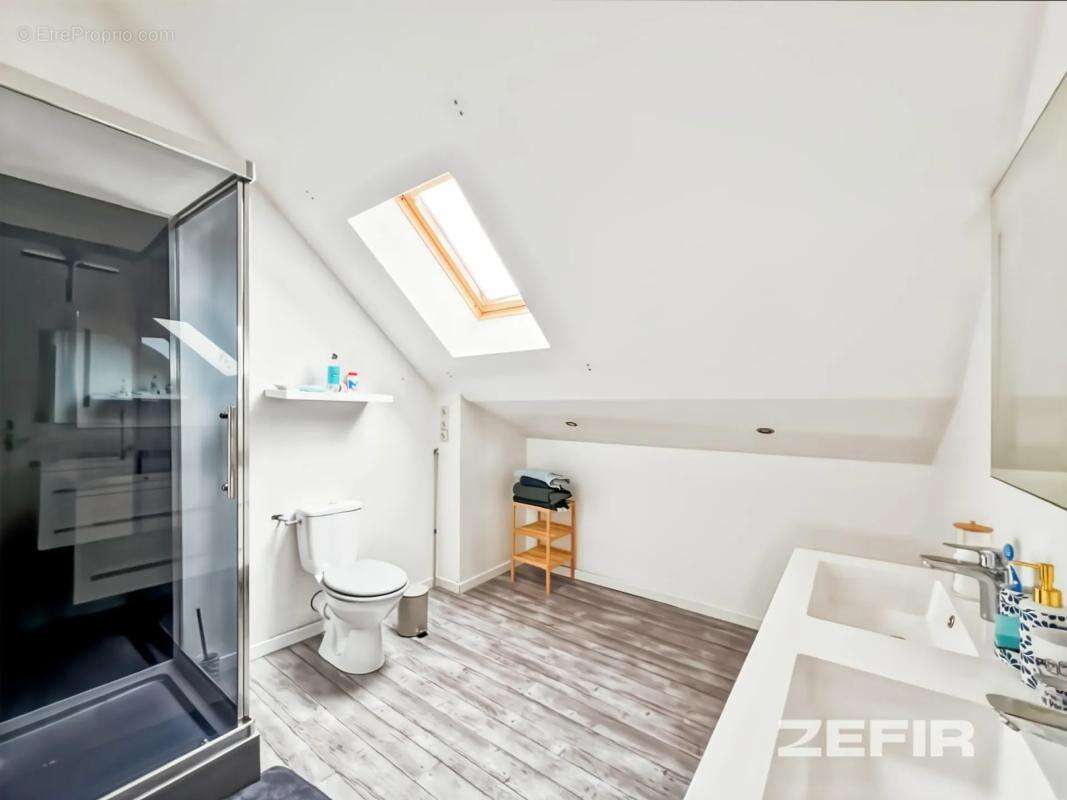 Maison à JOUY-SUR-MORIN