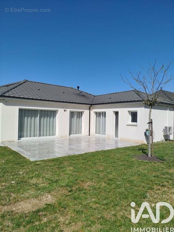 Photo 1 - Maison à BOURGES