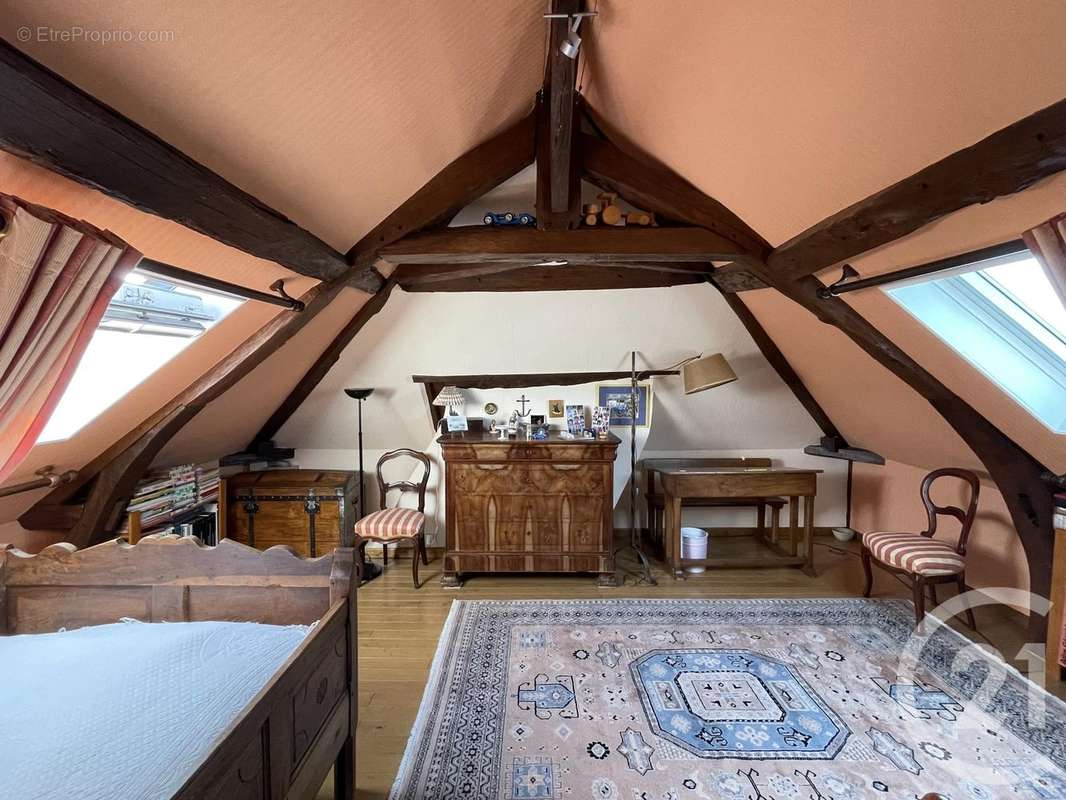 Maison à BOISSEY-LE-CHATEL