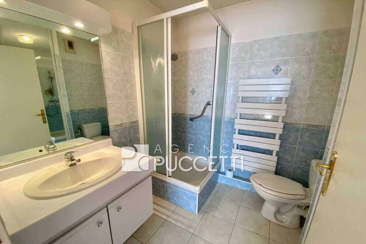 Appartement à VENCE