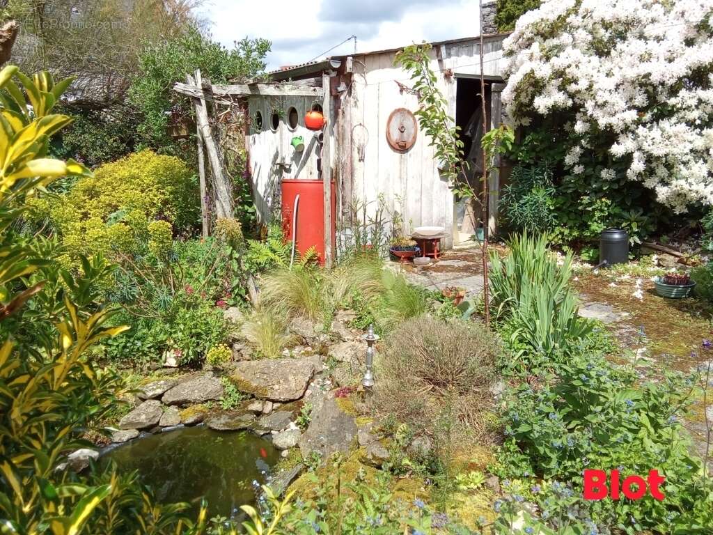 Maison à SAINT-PIERRE-DE-PLESGUEN