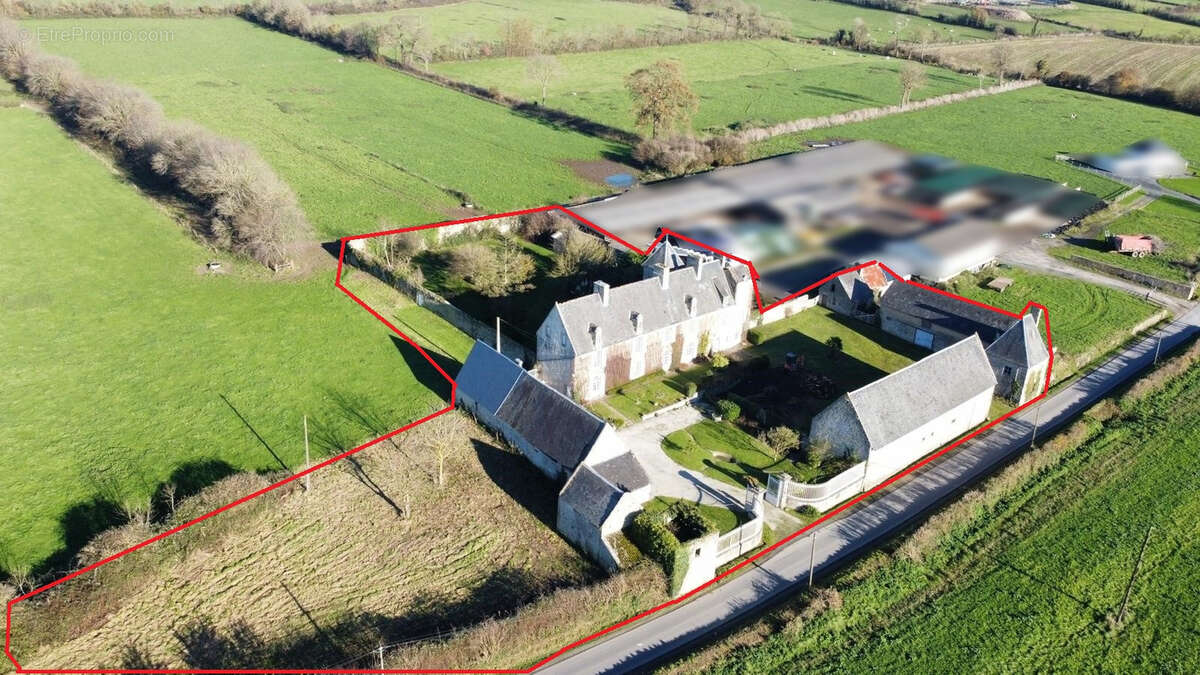 Maison à GRANDCAMP-MAISY