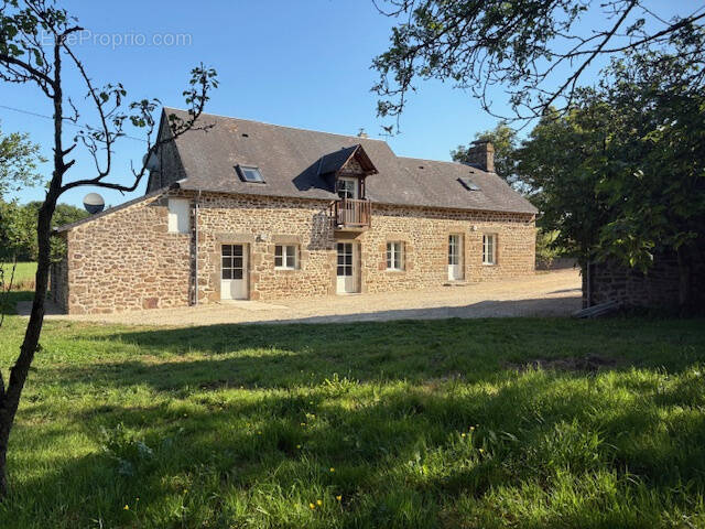 Maison à AMBRIERES-LES-VALLEES