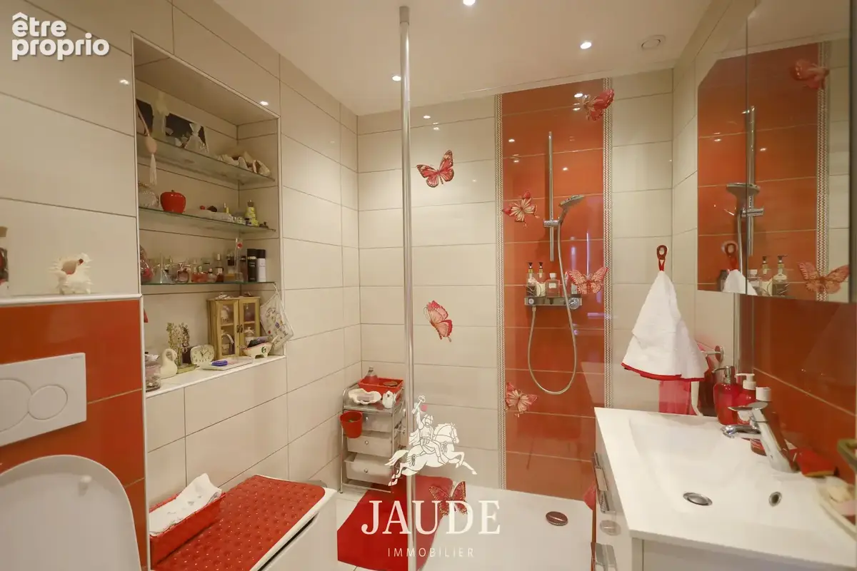 A vendre maison avec garage et jardin vertaizon - photo 10