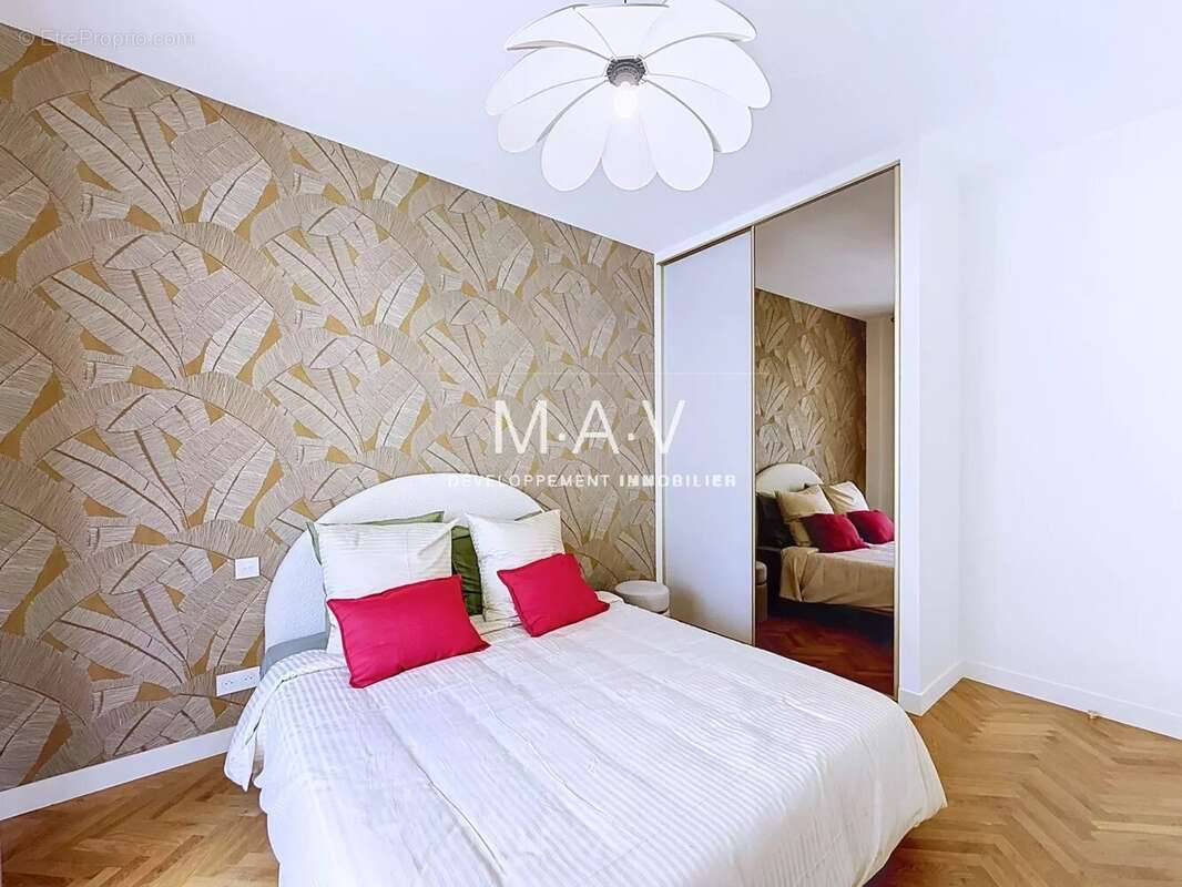 Coeur nice/fleurs gambetta appartement 3 pièces luxueusement rénové terrasse au calme - photo 16