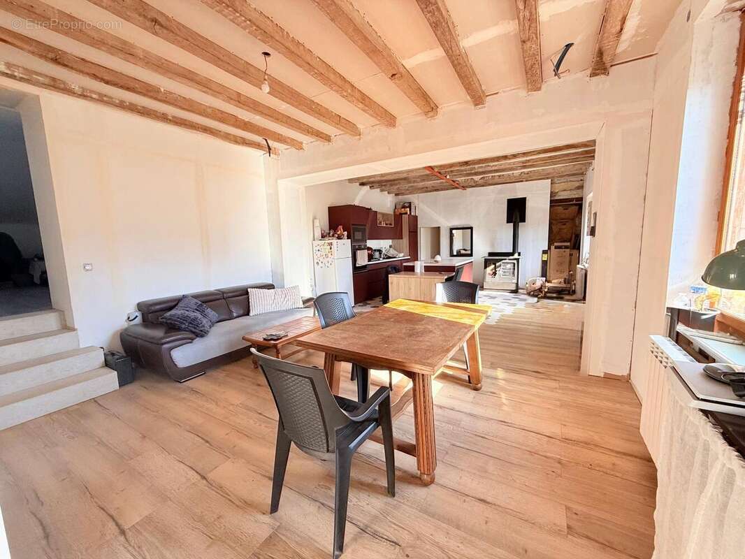 Photo 3 - Maison à CHANNAY-SUR-LATHAN